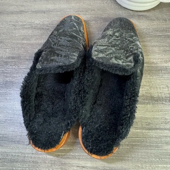 Free People Butterfly Effect Velvet Jacquard Lined Mules size 5.5-6/EU36 EUC - Picture 7 of 10